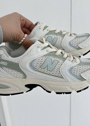 Женские кроссовки new balance 530