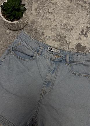 Жіночі джинсові шорти zara