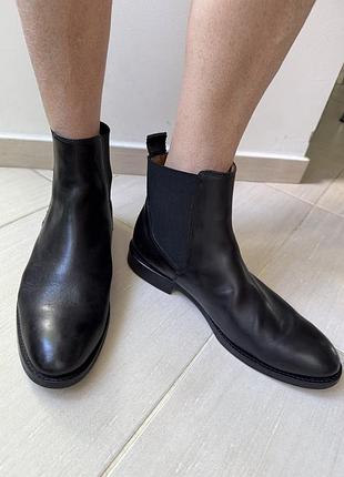 Продам шкіряні черевики navy boot