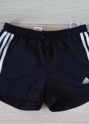 Спортивные шорты  adidas