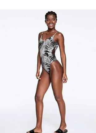 Купальник victoria's secret pink strappy side one- ріесе