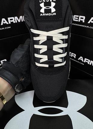 Under armour essential runner black white 2
