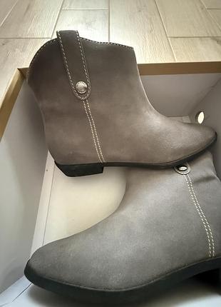 Оригінальні замшеві черевики michael kors ashton bootie, 38 розмір