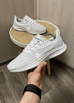 Жіночі кросівки nike air zoom pegasus 40.5р.