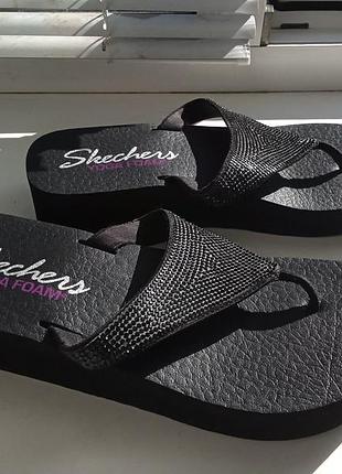 Skechers yoga foam сша - лёгкие и комфортные сандалии, шлепки . р.  39 - 40 - 26 см