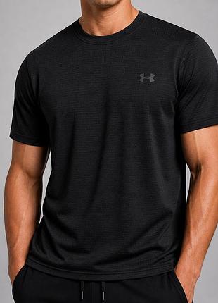 Чоловіча футболка under armour чорна performance стрейч холодок літня