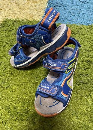 Босоніжки,сандалі geox 29р.