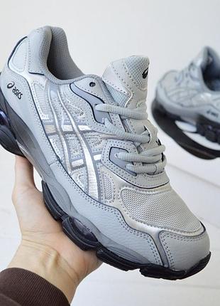 Asics серые 9
