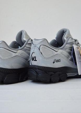 Asics серые 8