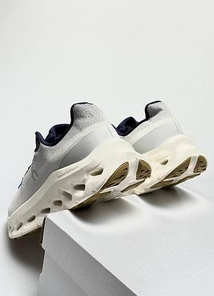 On running cloudtilt light grey beige 3