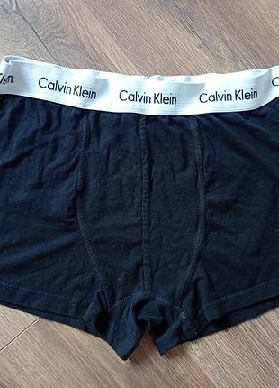 Брендові боксери calvin klein.