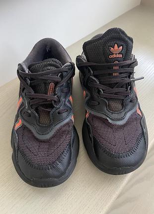 Кросівки adidas