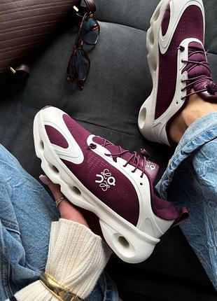 Женские кроссовки on cloudsolo x loewe white/bordo