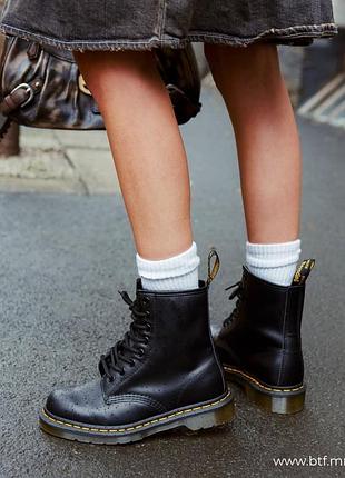 Черевики берці  dr martens  1460 шкіряні жіночі чорні демісезонні осінні весняні високі