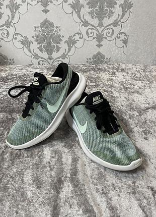 Кросівки nike