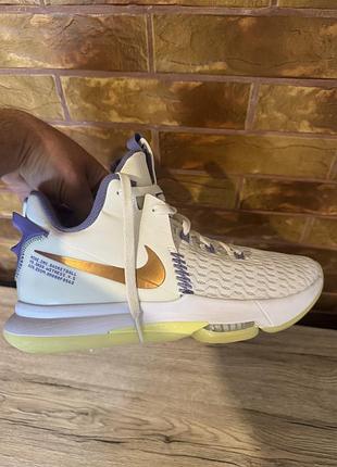 Нові кросівки найк(оригінал)взуття оригінал nike