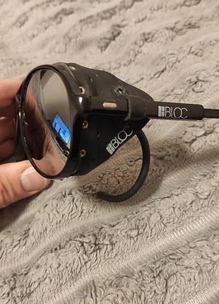 Стильні оригінал вінтажні  окуляри сонцезахисні модель bolle sport aviator з бічними шкіряними щитками для захисту від сонця та вітру.
