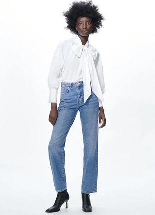Прямі голубі джинси zara