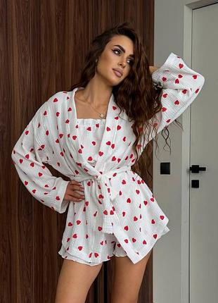Костюм жіночий