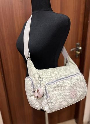 Сумка kipling, б/у 5