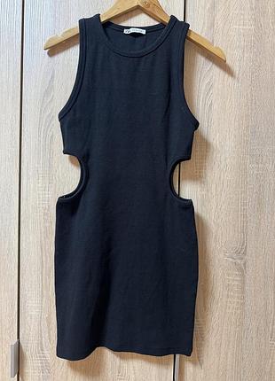 Чорна сукня zara з вирізами на талії 🖤