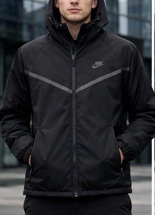 Стильна чоловіча вітровка nike з колекції tech fleece