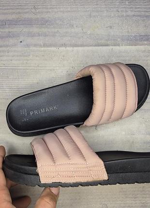 Шлепанцы primark