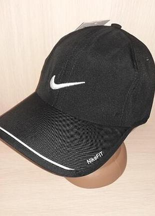 Бейсболка кепка nike черная плащевка