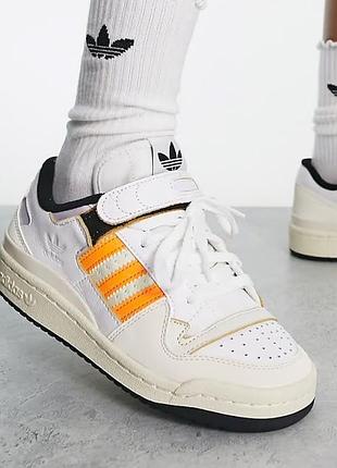 Кросівки adidas