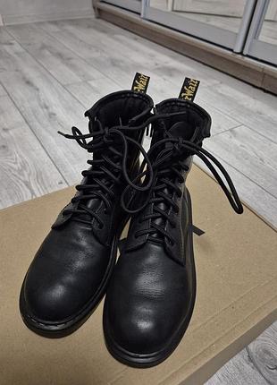 Женские ботинки dr.martens 1460 37 размер