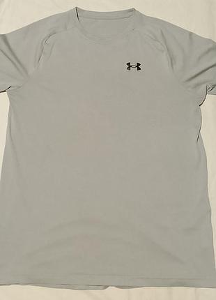 Футболка under armour