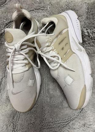 Кросівки nike 40.5 р.) уст 25.5/26 см,вʼєтнам