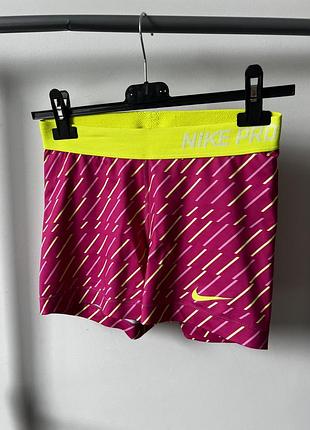 Жіночі компресійні шорти nike