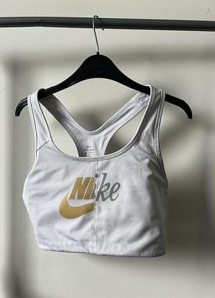 Жіночий спортивний топ nike