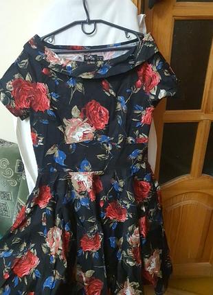 Плаття літнє чорне із квітами кльошний низ натуральне нове l/xl