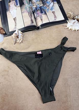 Шикарні купальні трусики hunkemoller