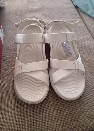 Босоніжки skechers archfit