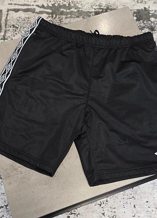 Чоловічі спортивні шорти umbro taped shorts