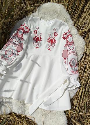 Дитяча сукня з вишивкою