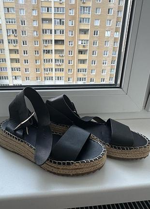 Босоніжки жіночі zara