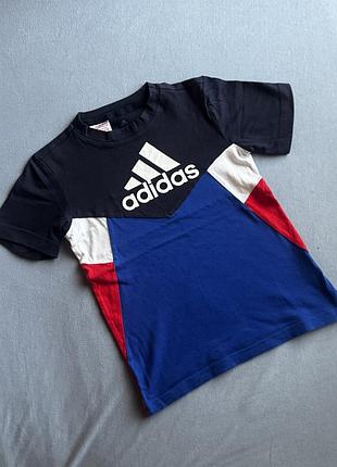 Футболка adidas