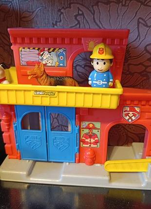Лот пожежна станція fisher price little people і машинки