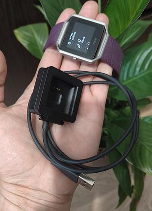 Смарт-часы fitbit + оригинальная зарядная станция