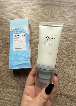 Сонцезахисний крем skin1004 madagascar centella hyalu-cica water-fit spf 50