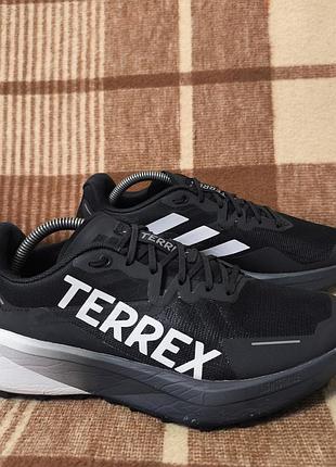 Мужские кроссовки adidas terrex