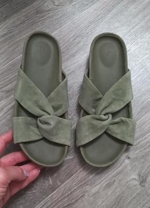 Женские шлепанцы clarks