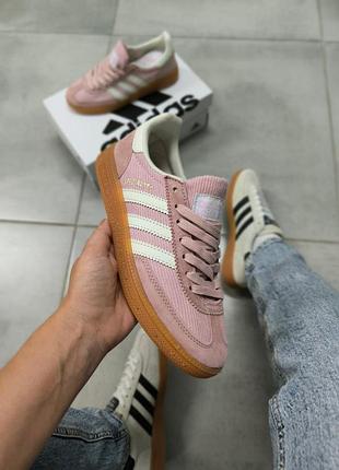 Стильные женские кроссовки adidas spezial shadow pink