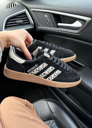 Стильные женские кроссовки adidas spezial black leopard