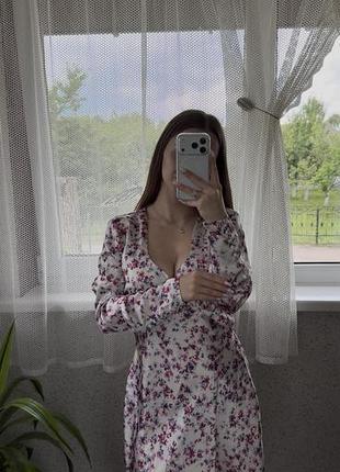 Плаття бренду zara