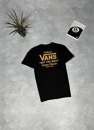 Футболка vans